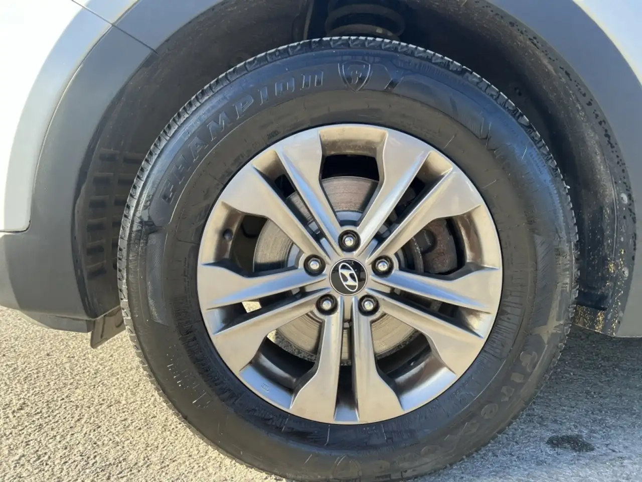 Hyundai SANTA FE снимка Hyundai SANTA FE