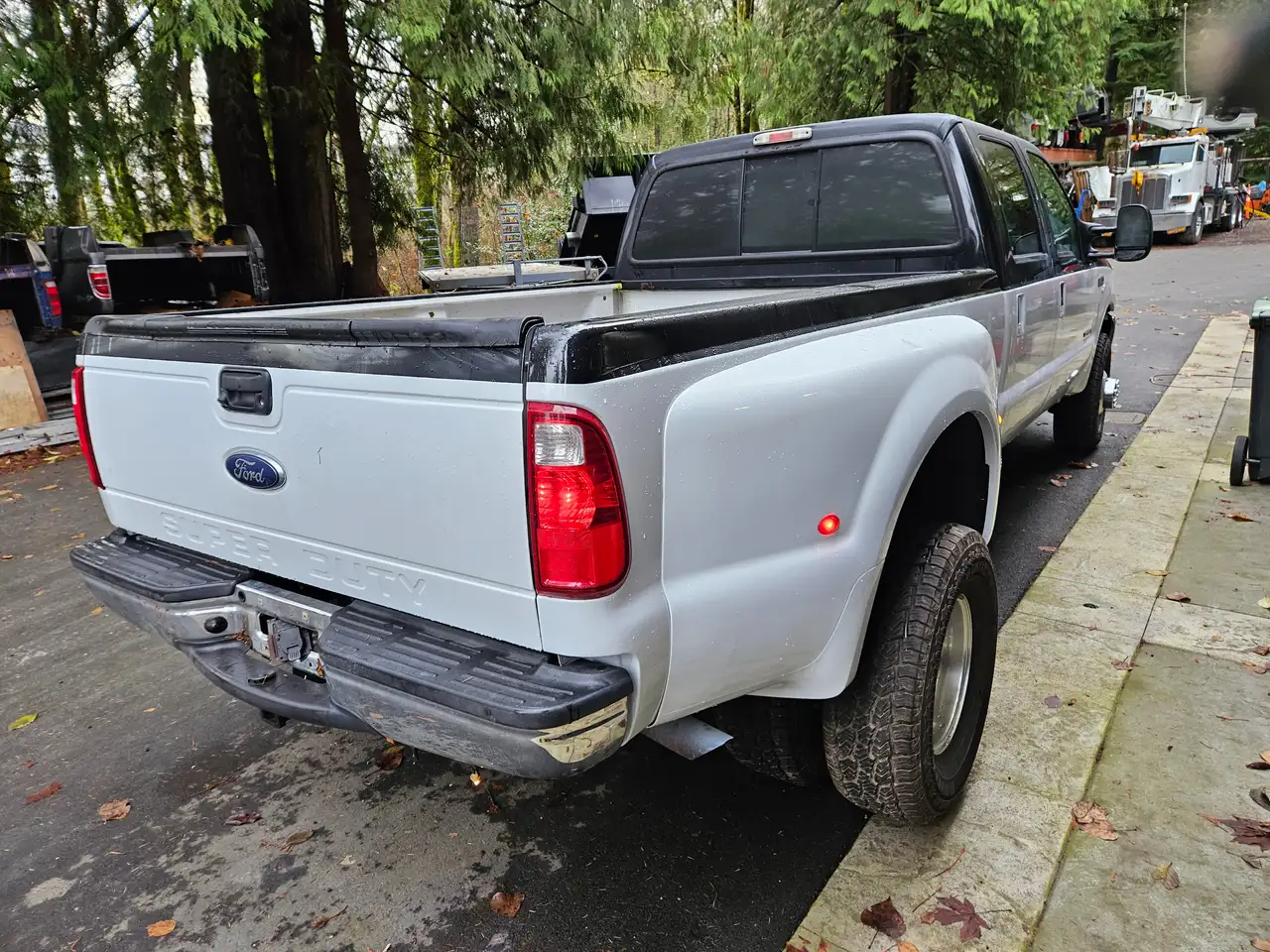 Ford F 350 photo Ford F 350