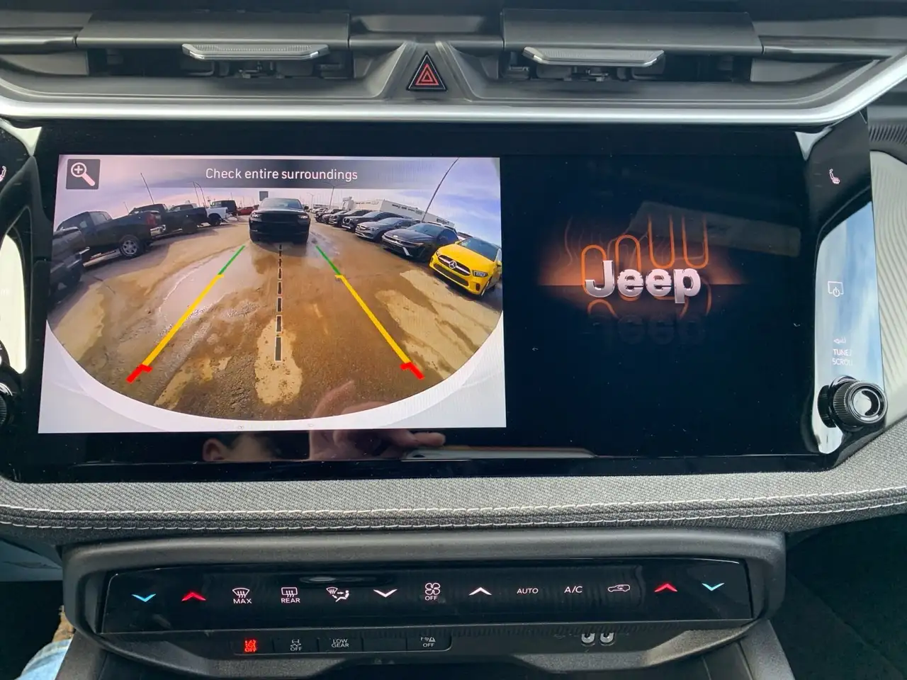 Jeep Cherokee photo Jeep Cherokee