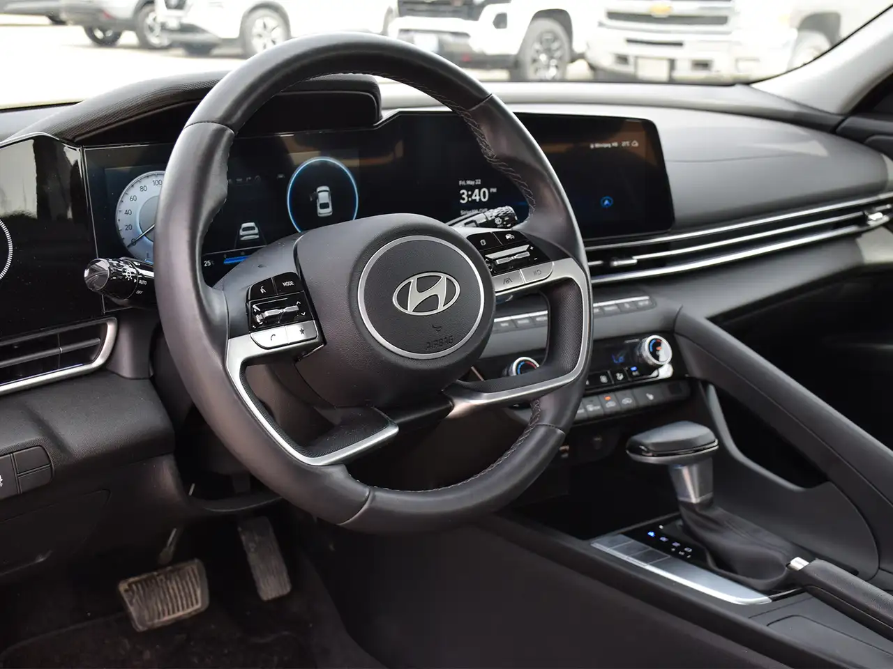 Hyundai ELANTRA снимка Hyundai ELANTRA