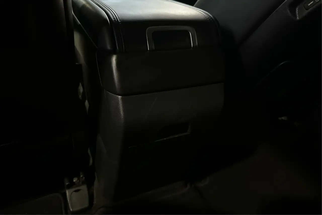 Hyundai SANTA FE photo Hyundai SANTA FE