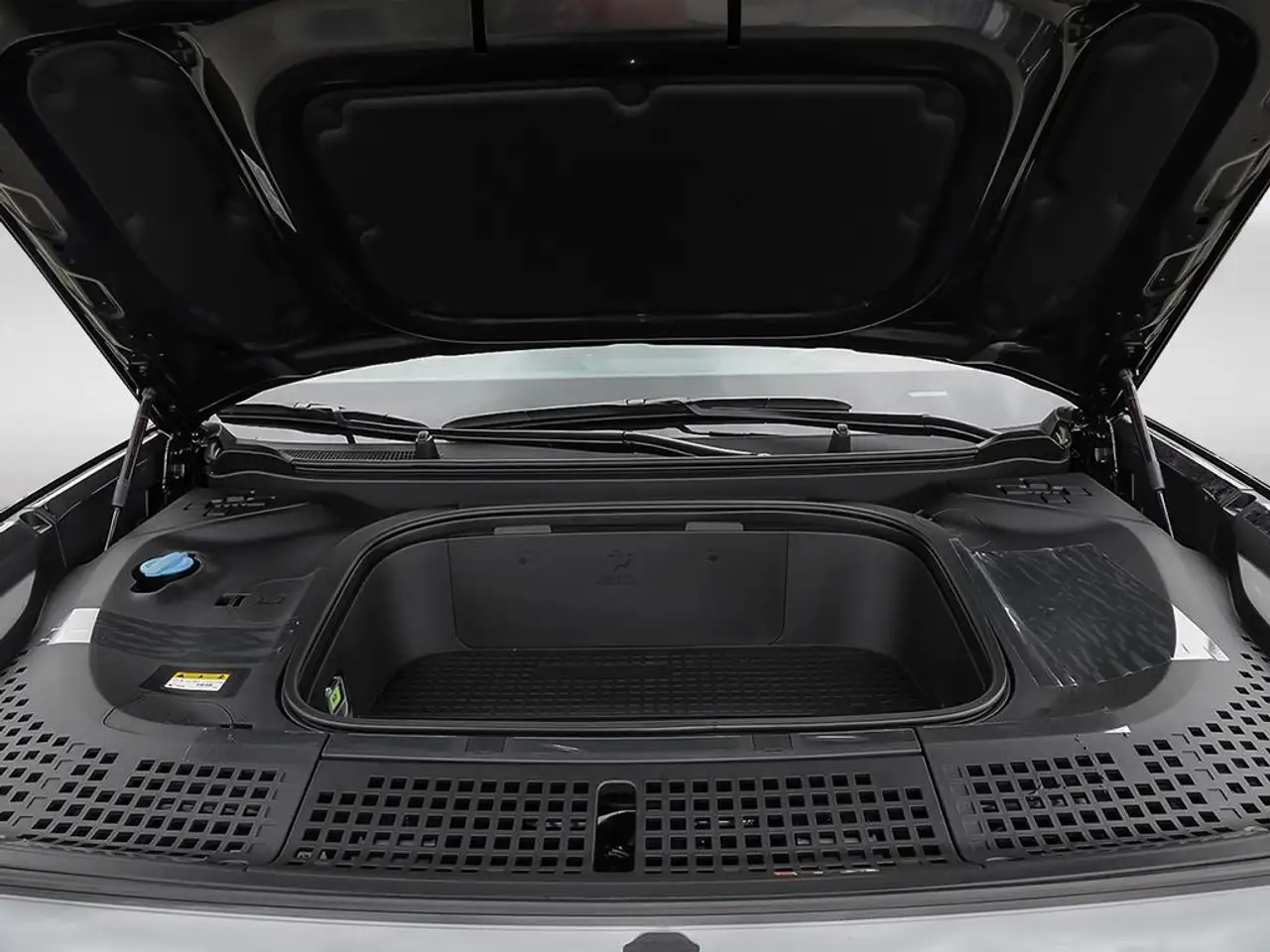 Hyundai IONIQ 9 снимка Hyundai IONIQ 9