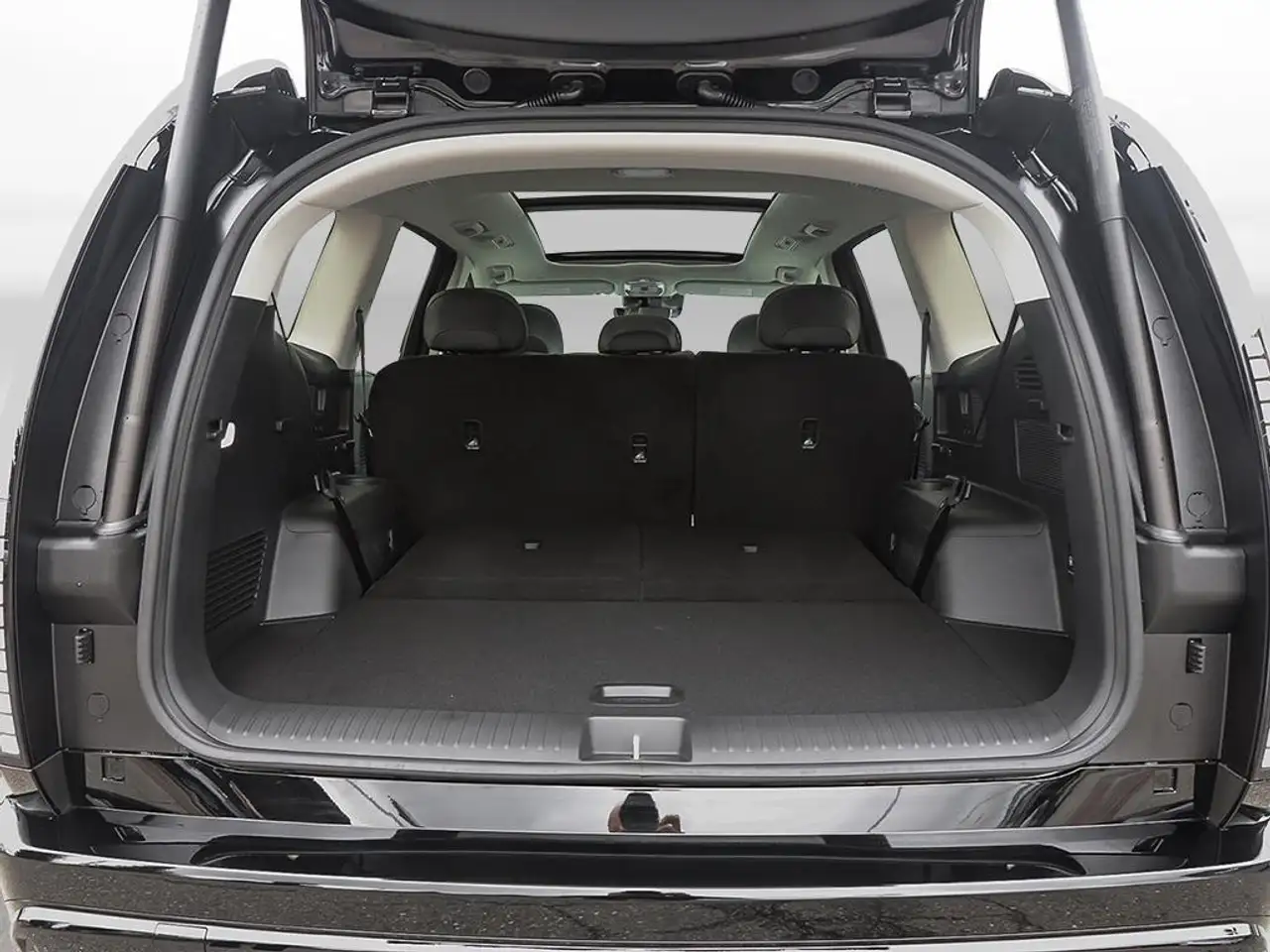 Hyundai IONIQ 9 снимка Hyundai IONIQ 9