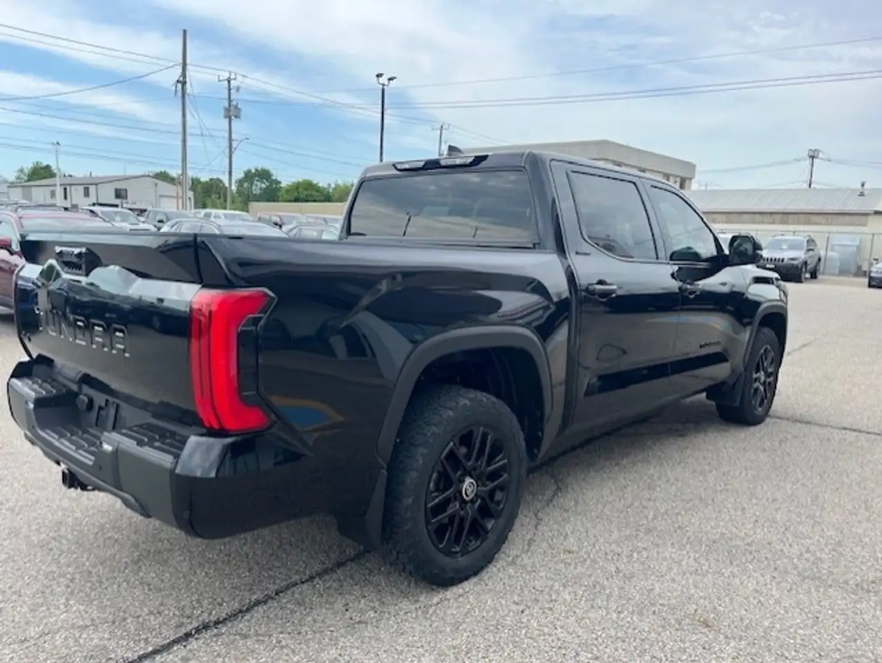 Toyota Tundra снимка Toyota Tundra