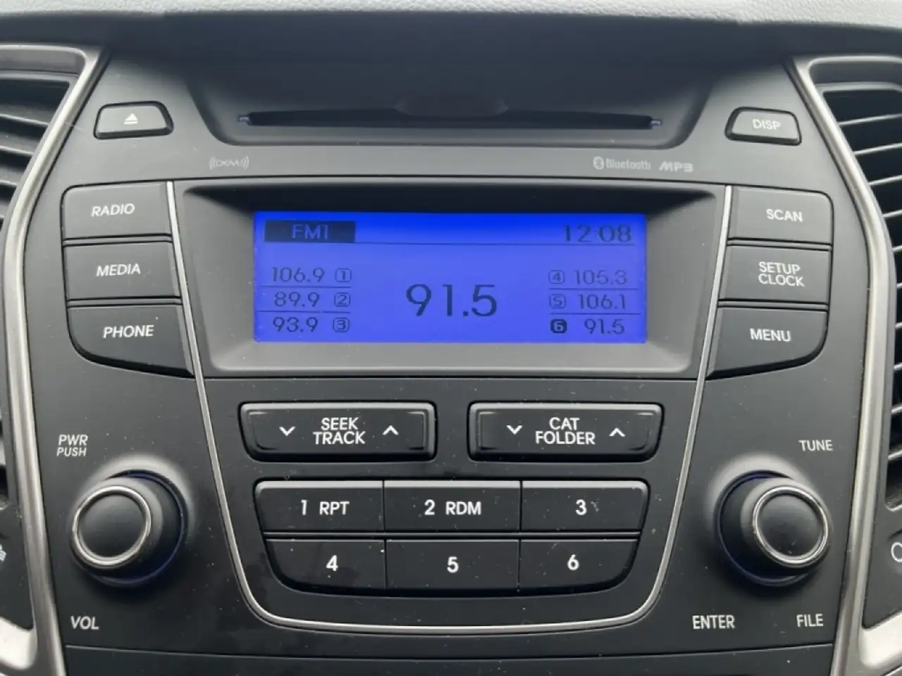 Hyundai SANTA FE снимка Hyundai SANTA FE