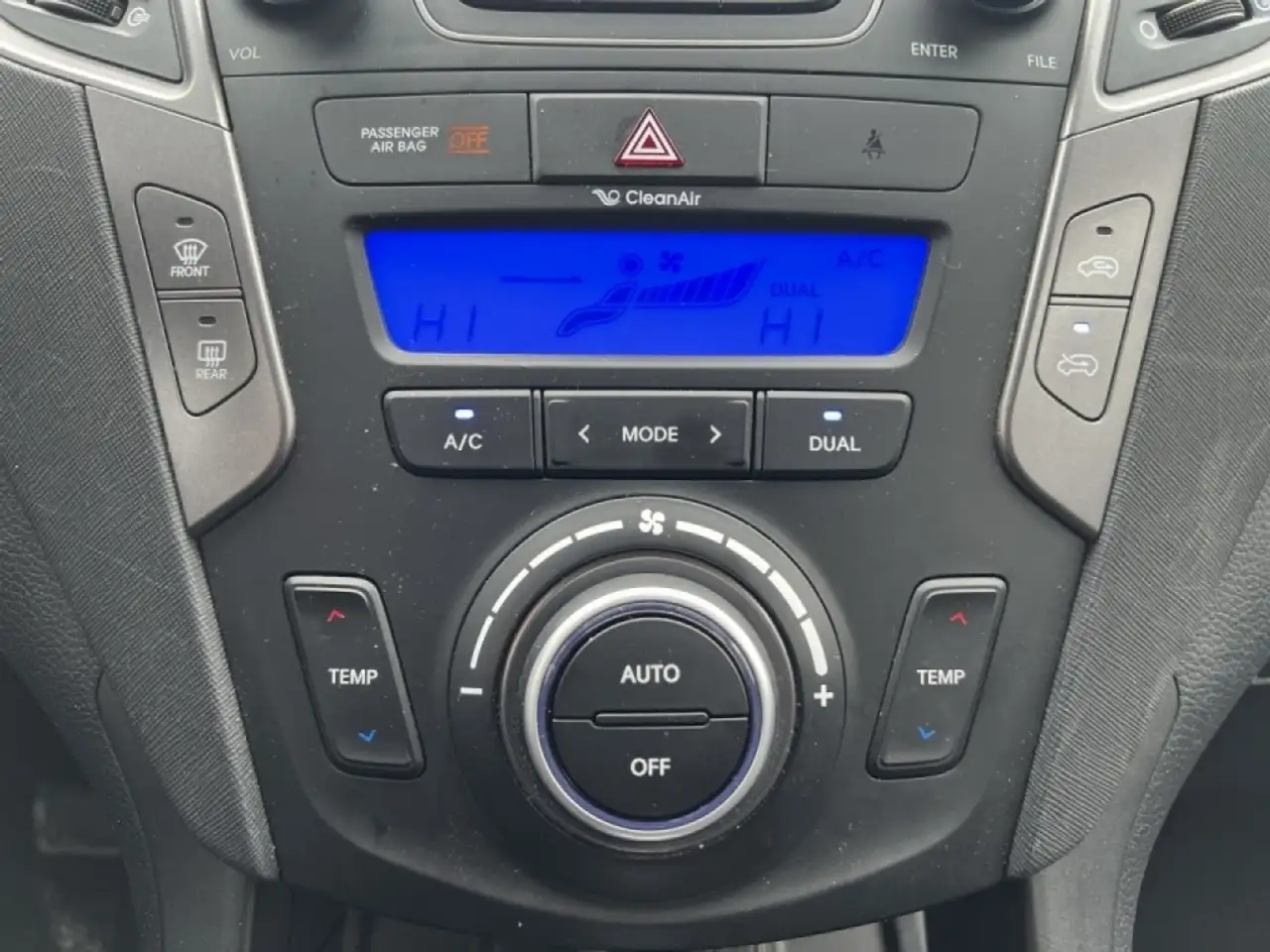 Hyundai SANTA FE снимка Hyundai SANTA FE