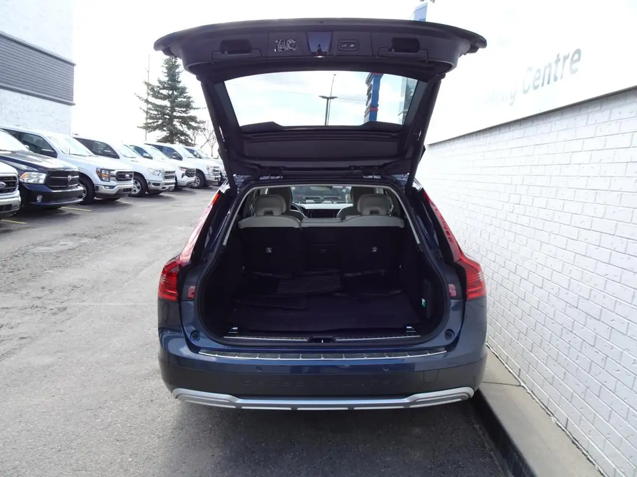 Volvo V90 photo Volvo V90