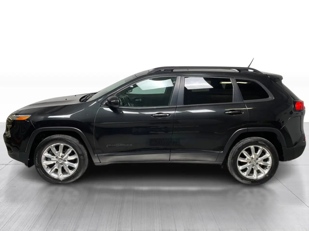 Jeep Cherokee photo Jeep Cherokee