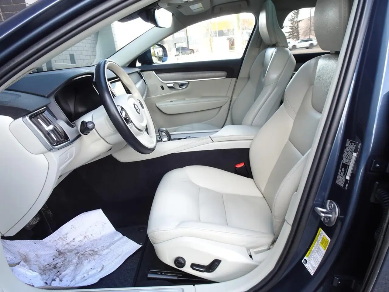 Volvo V90 photo Volvo V90
