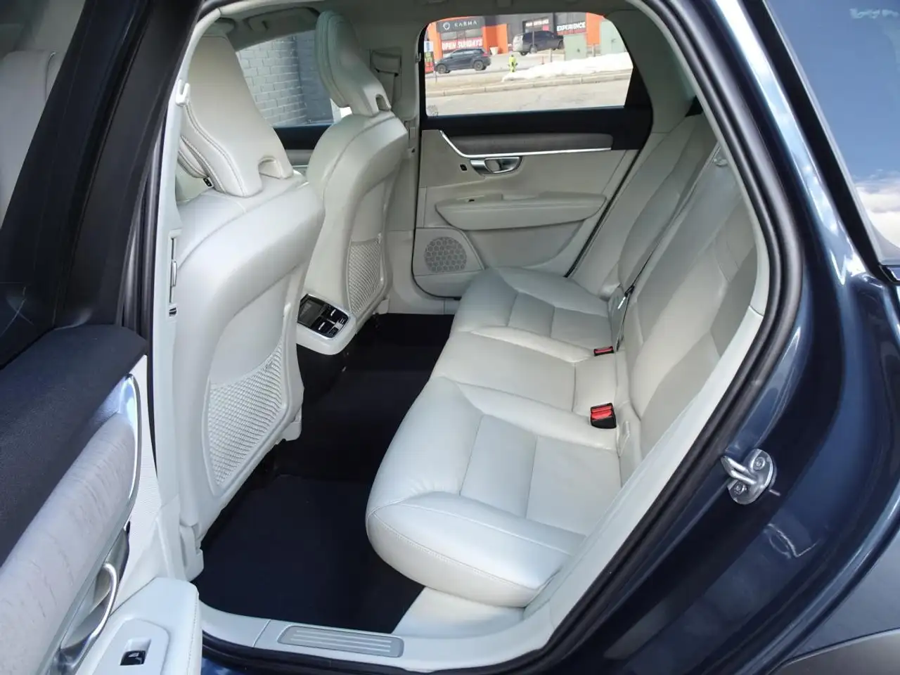 Volvo V90 photo Volvo V90