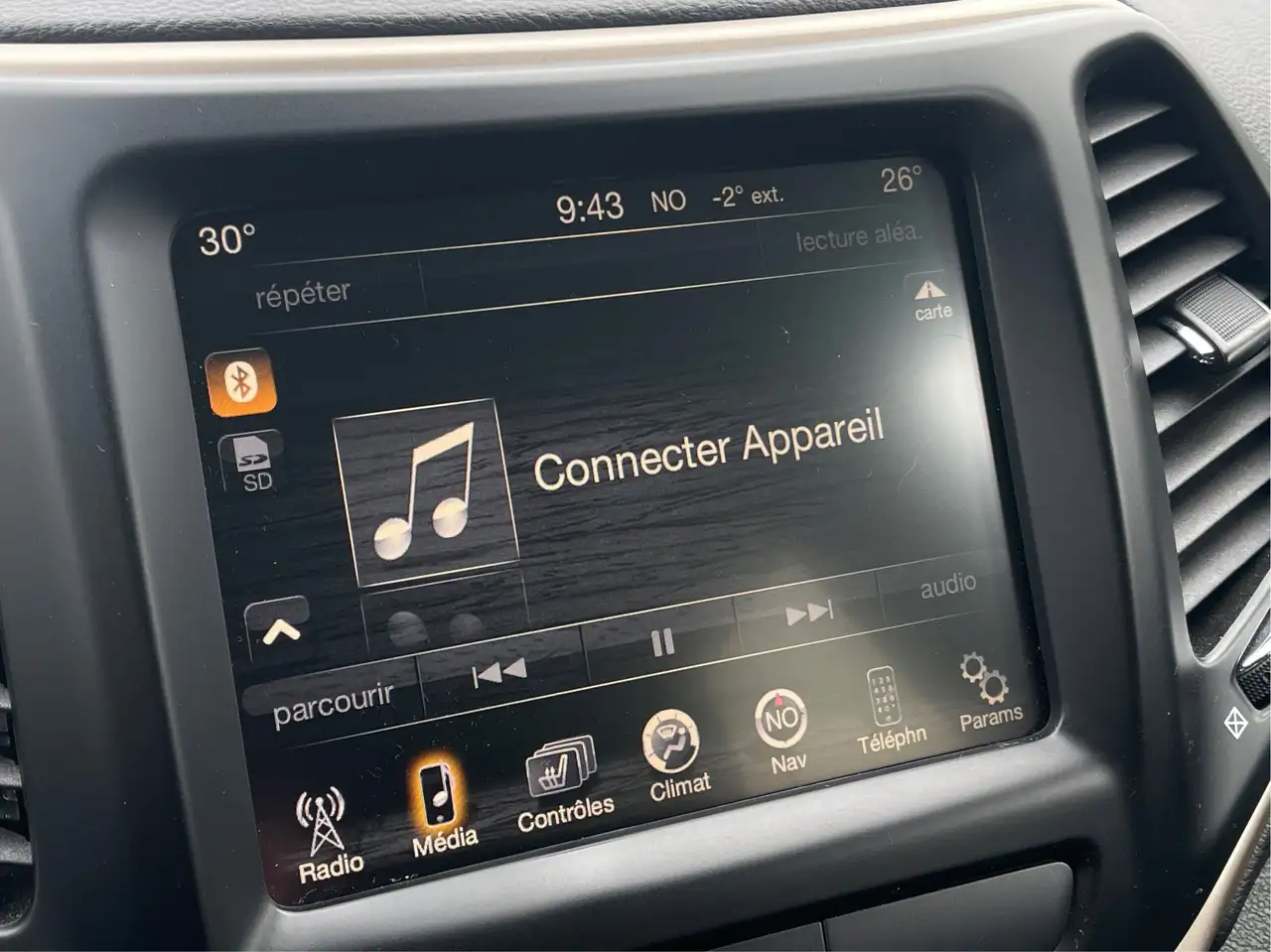 Jeep Cherokee photo Jeep Cherokee