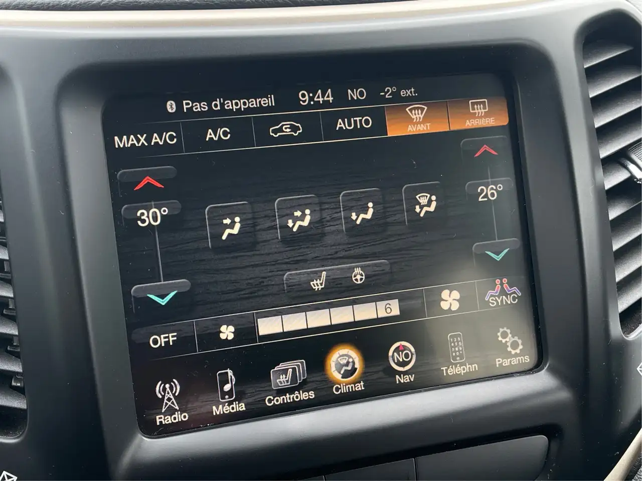 Jeep Cherokee photo Jeep Cherokee