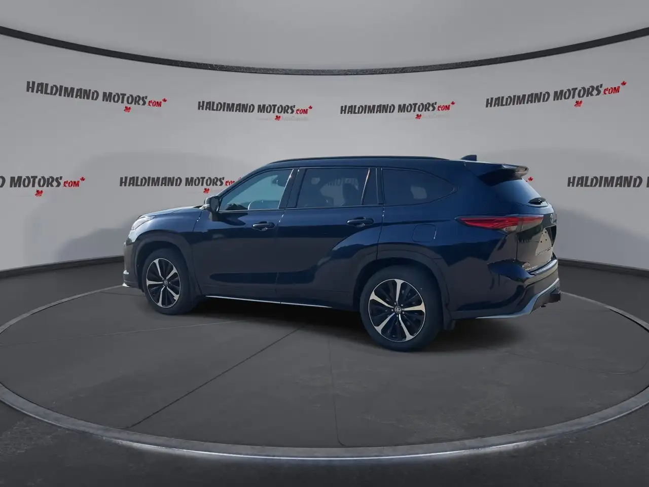 Toyota Highlander снимка Toyota Highlander