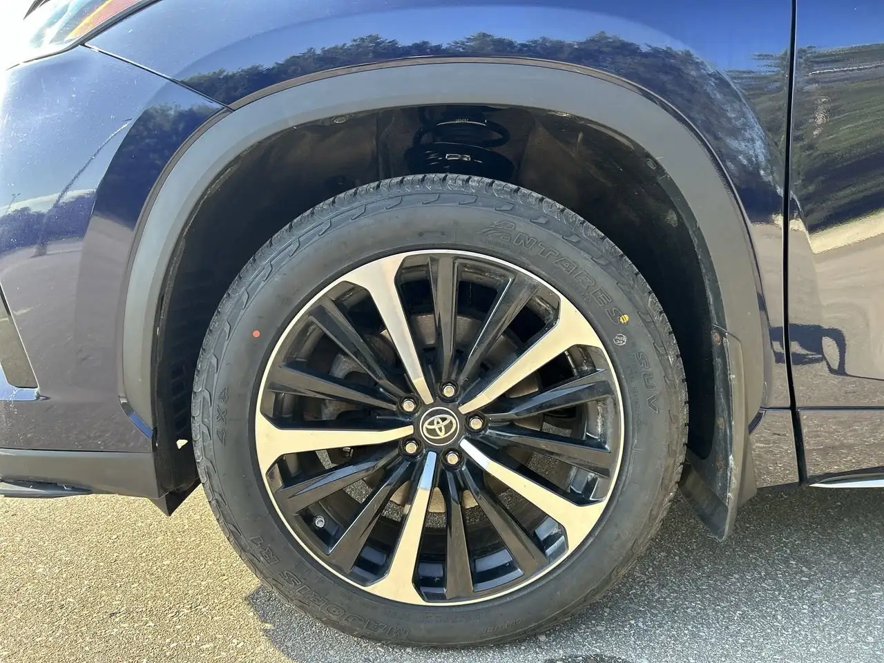 Toyota Highlander снимка Toyota Highlander