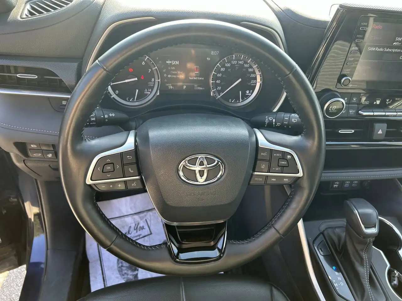 Toyota Highlander снимка Toyota Highlander
