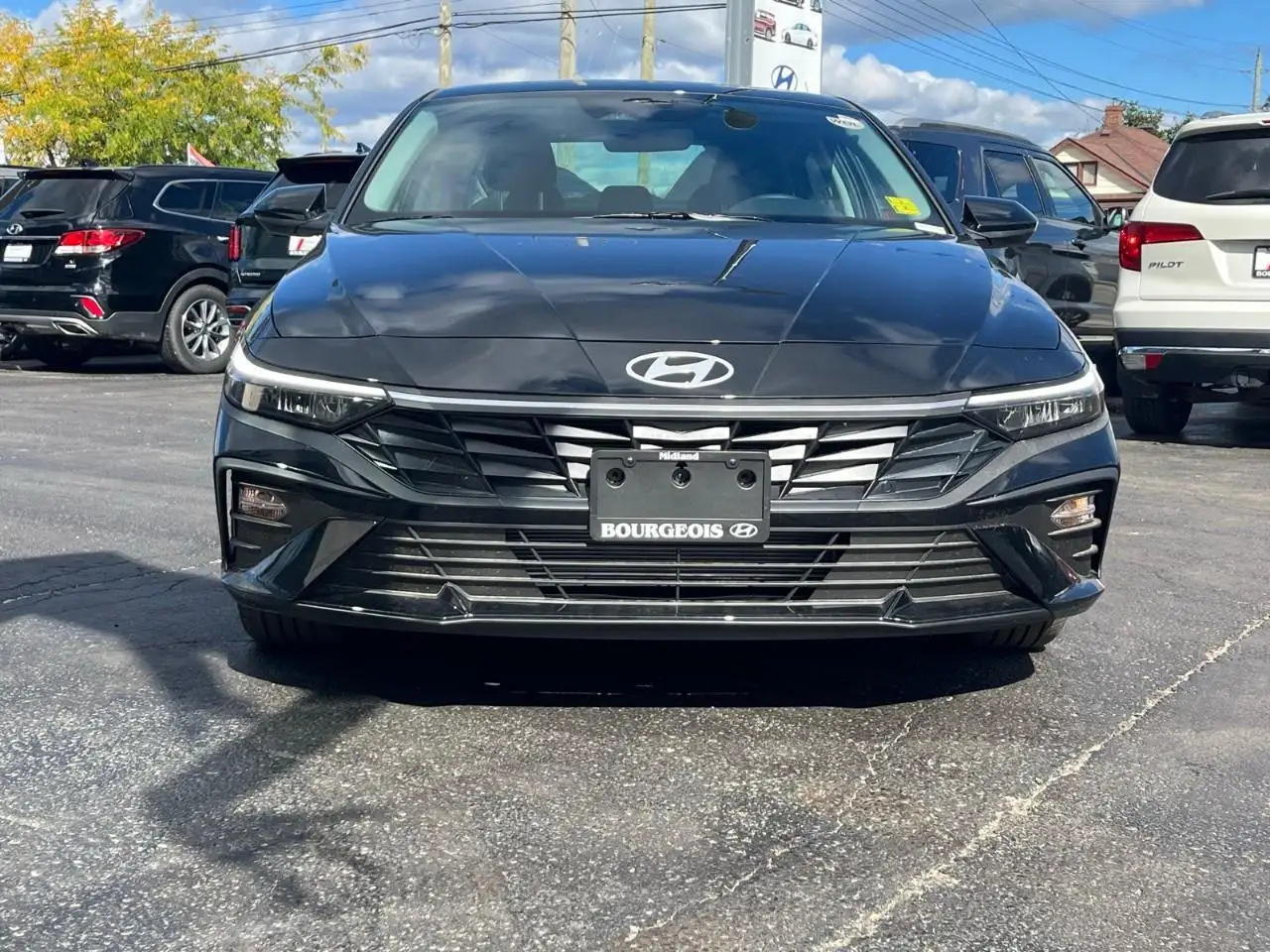 Hyundai ELANTRA снимка Hyundai ELANTRA