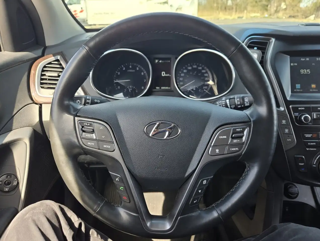 Hyundai SANTA FE снимка Hyundai SANTA FE