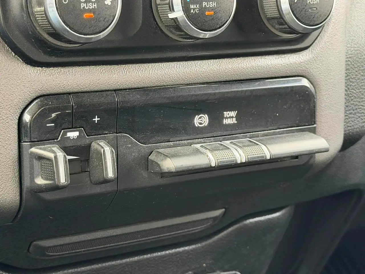 RAM 2500 photo RAM 2500