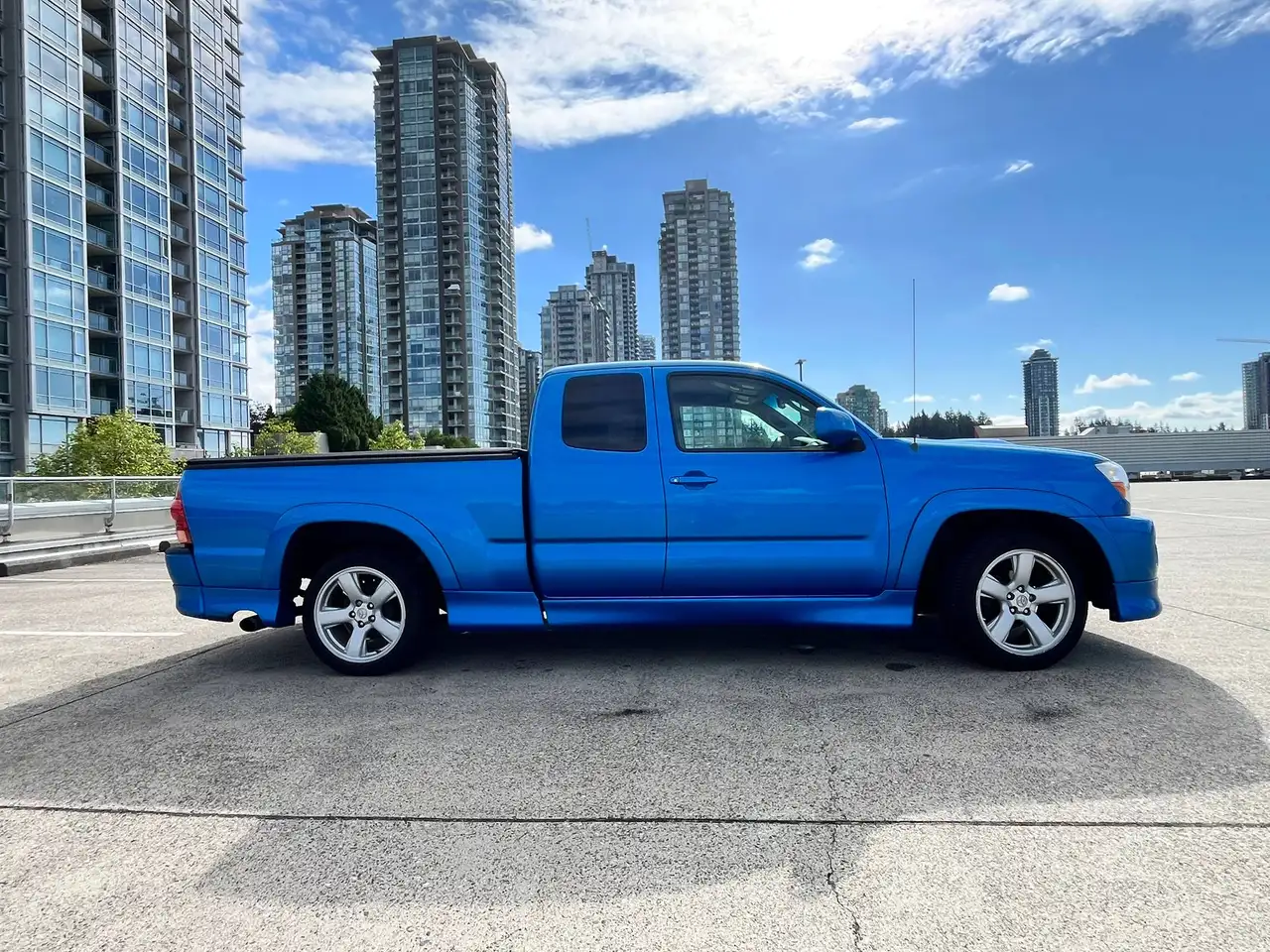 Toyota Tacoma снимка Toyota Tacoma