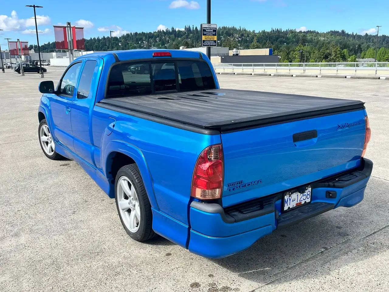 Toyota Tacoma снимка Toyota Tacoma
