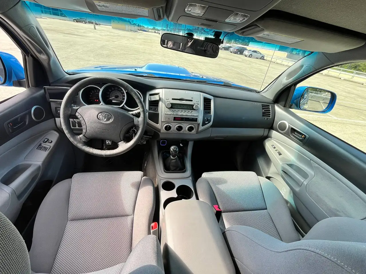 Toyota Tacoma снимка Toyota Tacoma