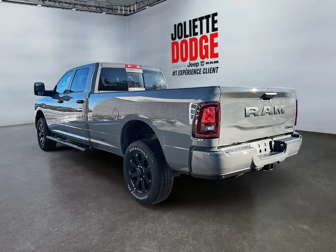 RAM 2500 снимка RAM 2500