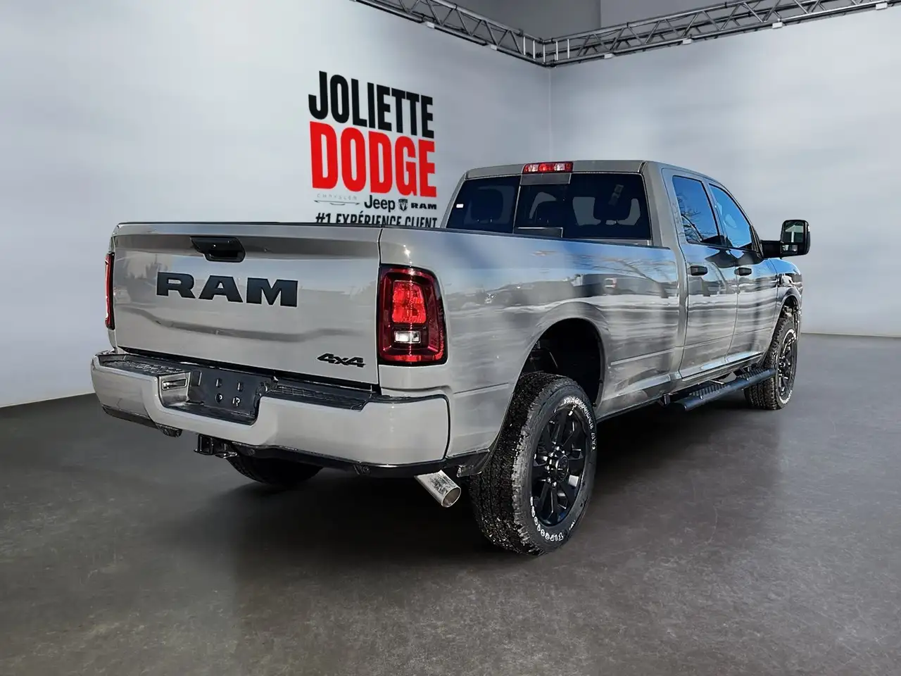 RAM 2500 снимка RAM 2500