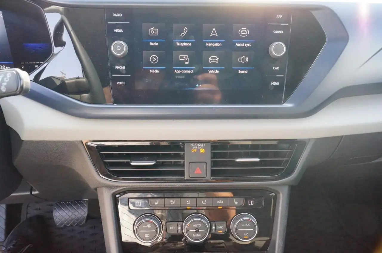 Volkswagen Taos снимка Volkswagen Taos