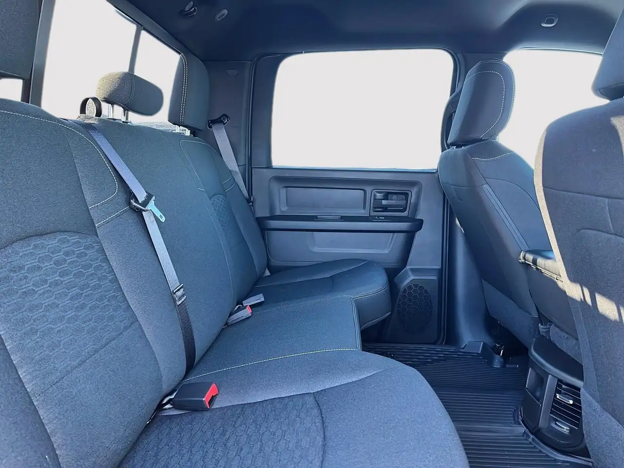 RAM 2500 снимка RAM 2500
