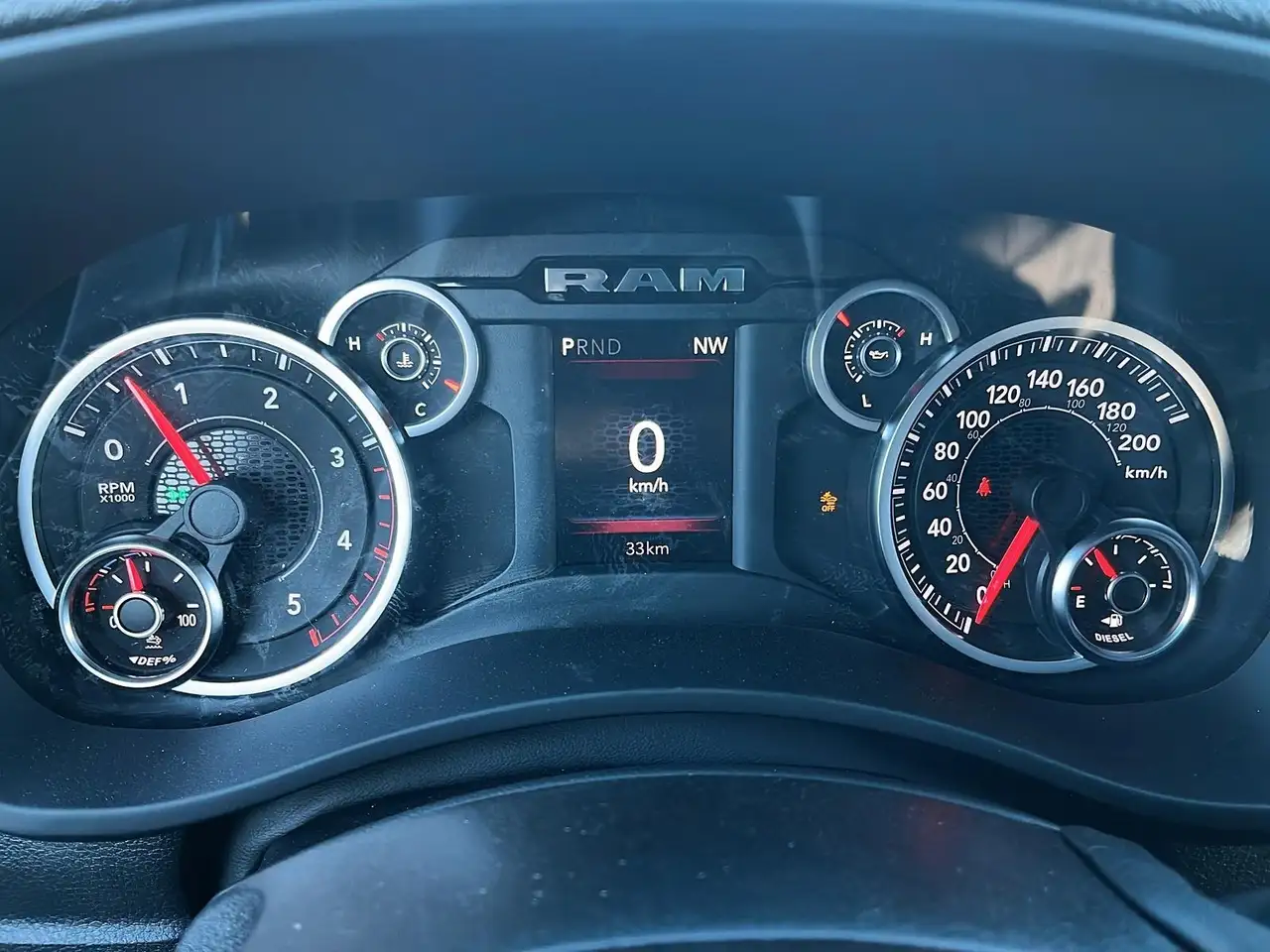 RAM 2500 снимка RAM 2500