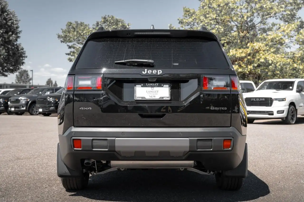 Jeep Cherokee photo Jeep Cherokee