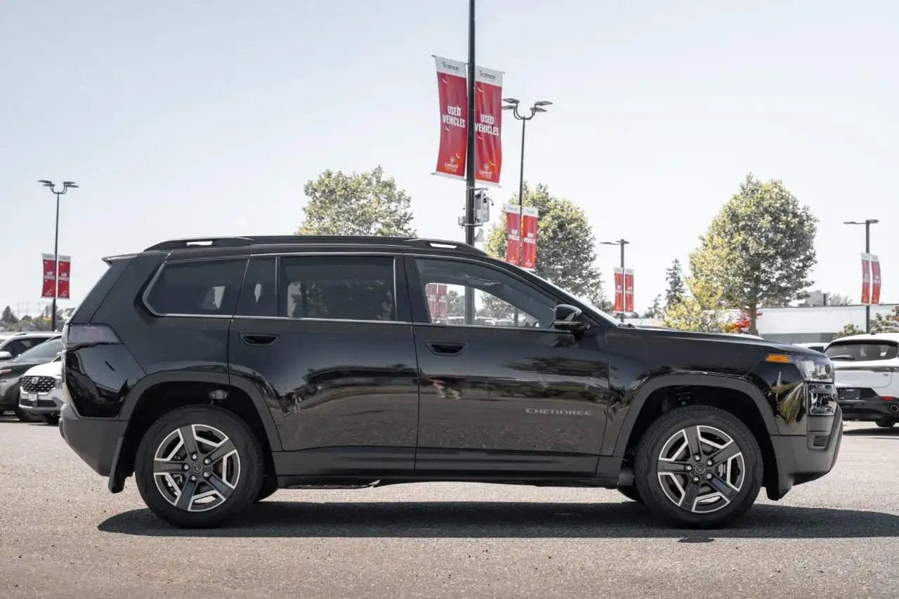 Jeep Cherokee photo Jeep Cherokee