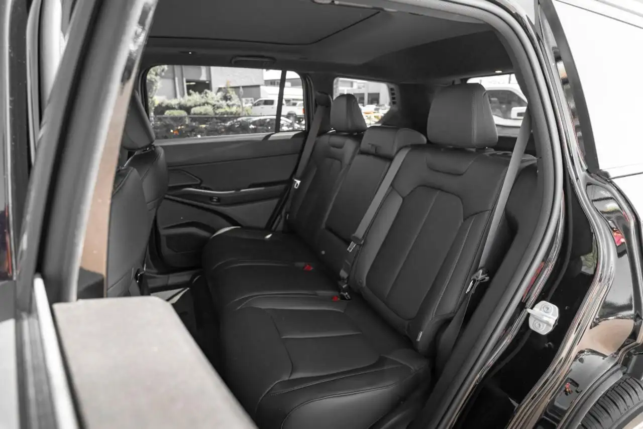 Jeep Cherokee photo Jeep Cherokee