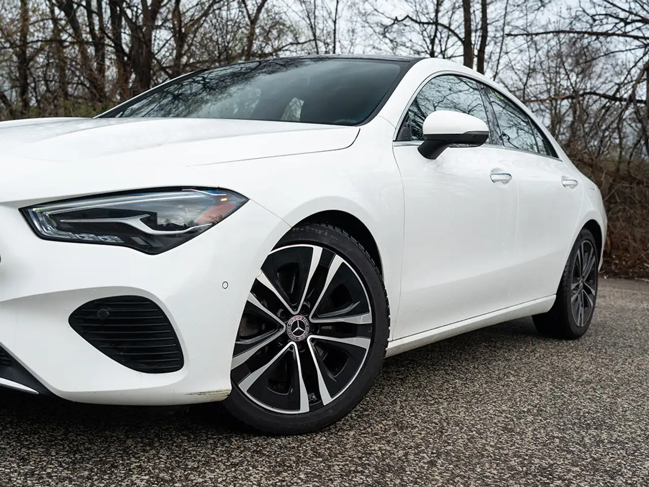 Mercedes-Benz CLA снимка Mercedes-Benz CLA
