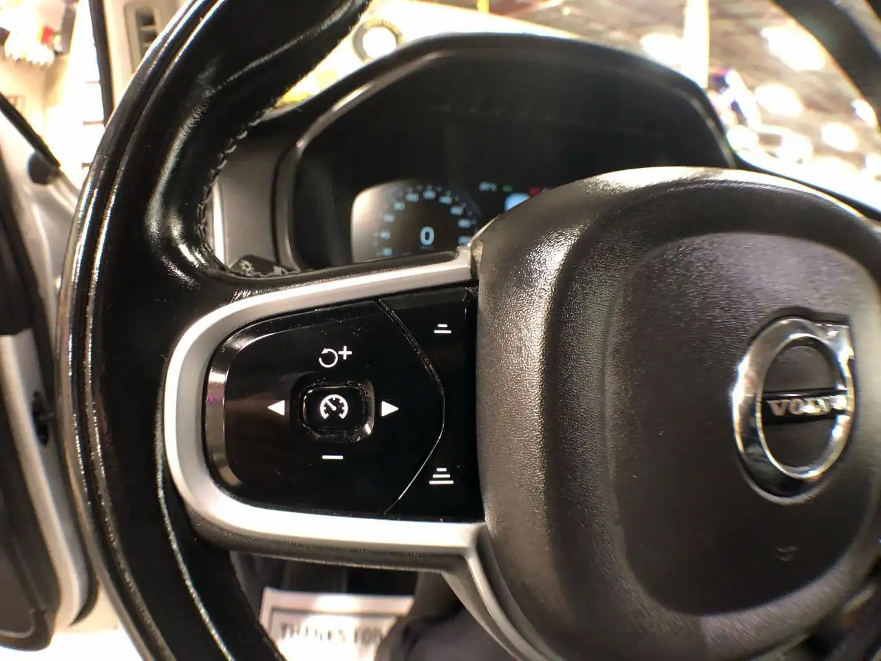 Volvo XC90 снимка Volvo XC90
