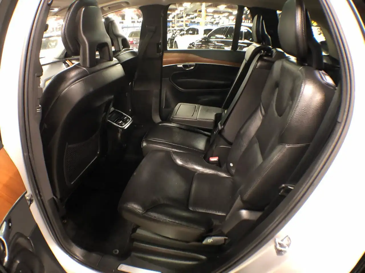 Volvo XC90 снимка Volvo XC90