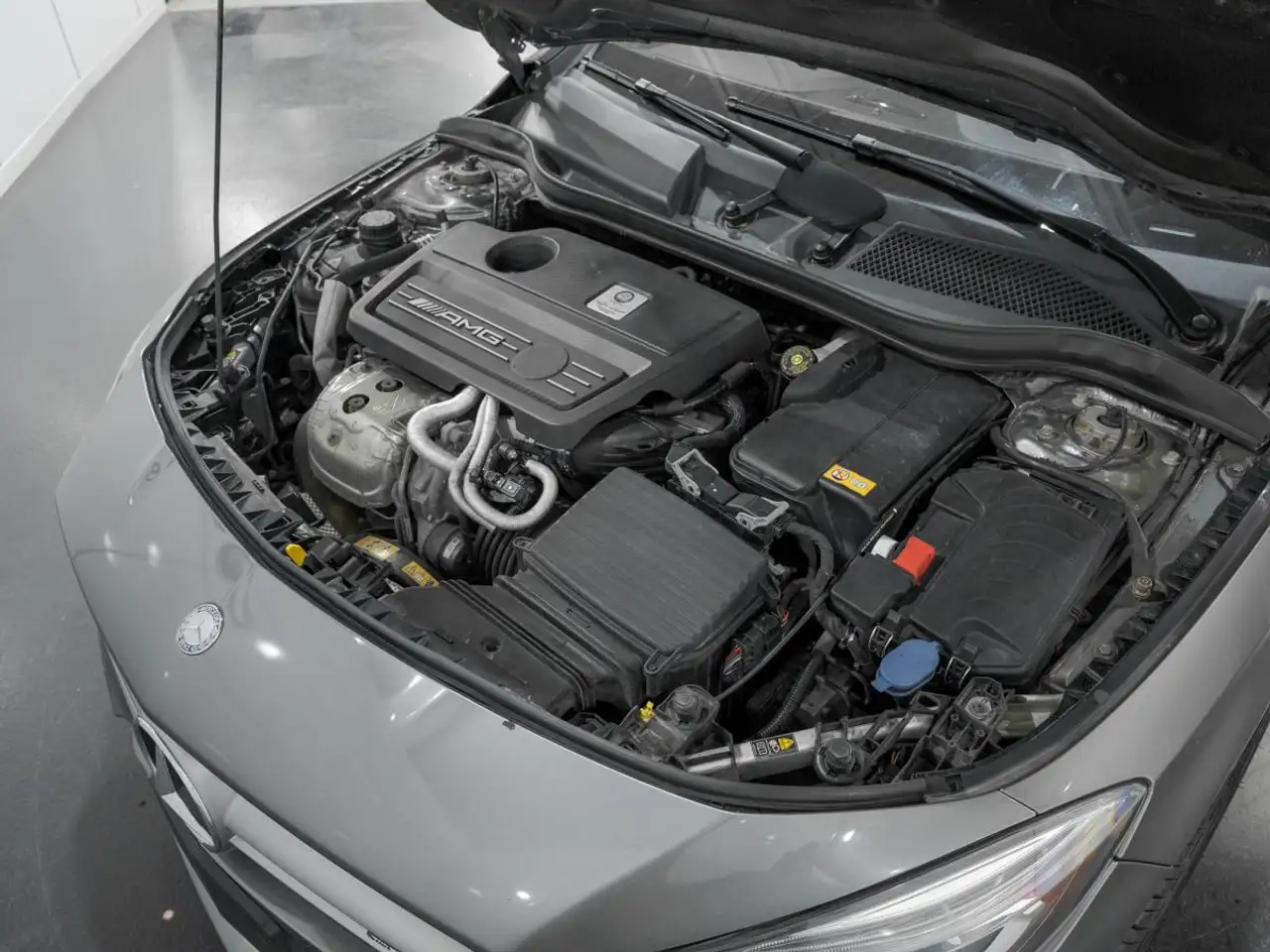Mercedes-Benz CLA photo Mercedes-Benz CLA