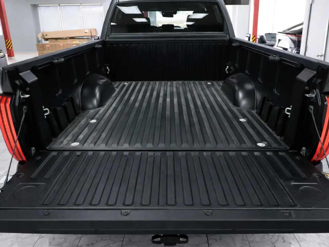Toyota Tundra снимка Toyota Tundra