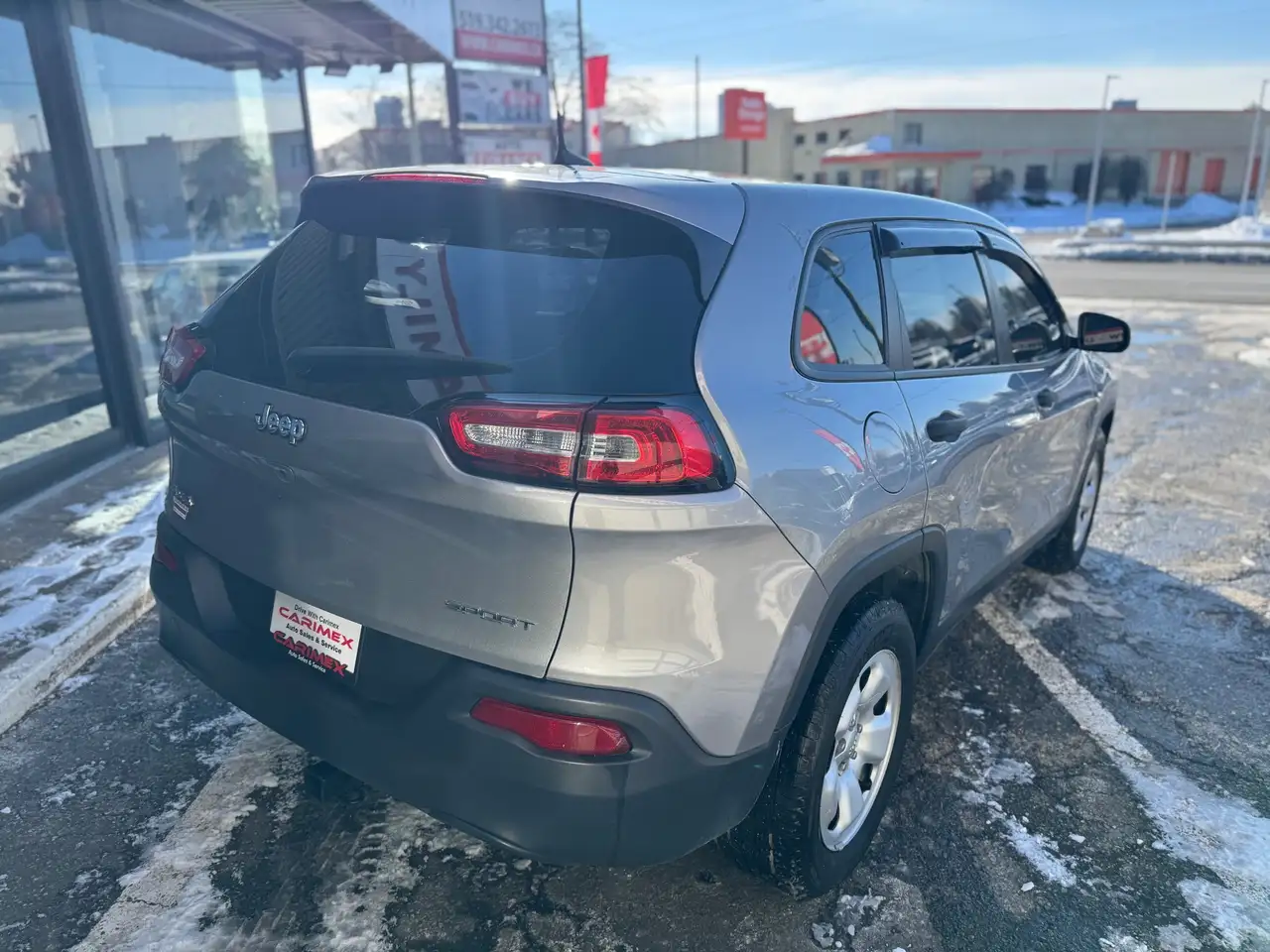 Jeep Cherokee photo Jeep Cherokee