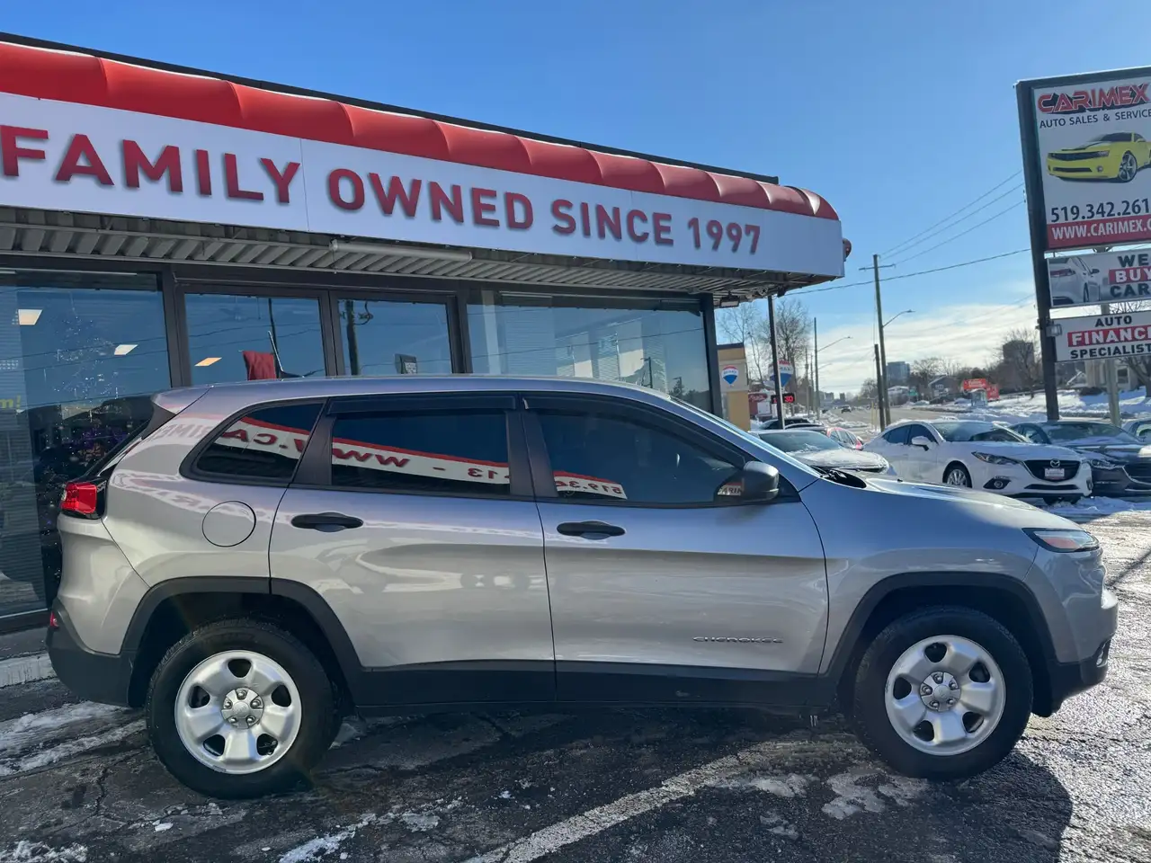 Jeep Cherokee photo Jeep Cherokee