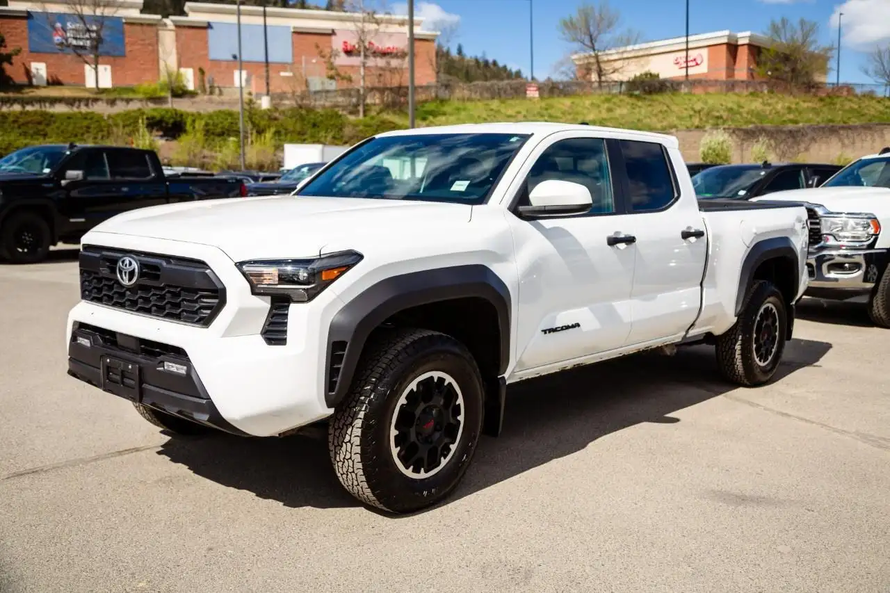 Toyota Tacoma снимка Toyota Tacoma