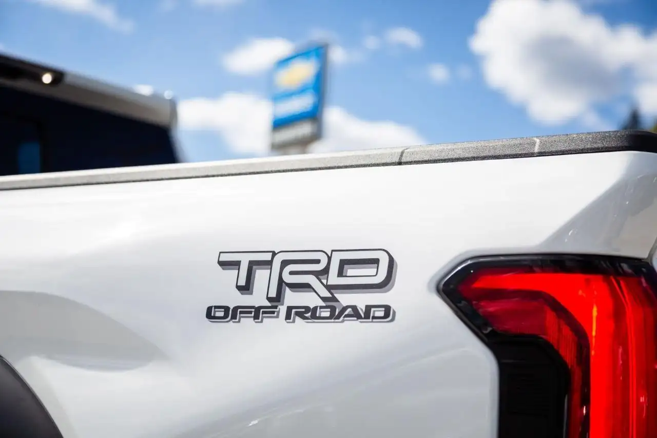 Toyota Tacoma снимка Toyota Tacoma