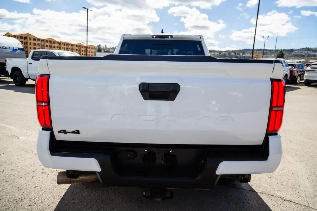 Toyota Tacoma снимка Toyota Tacoma