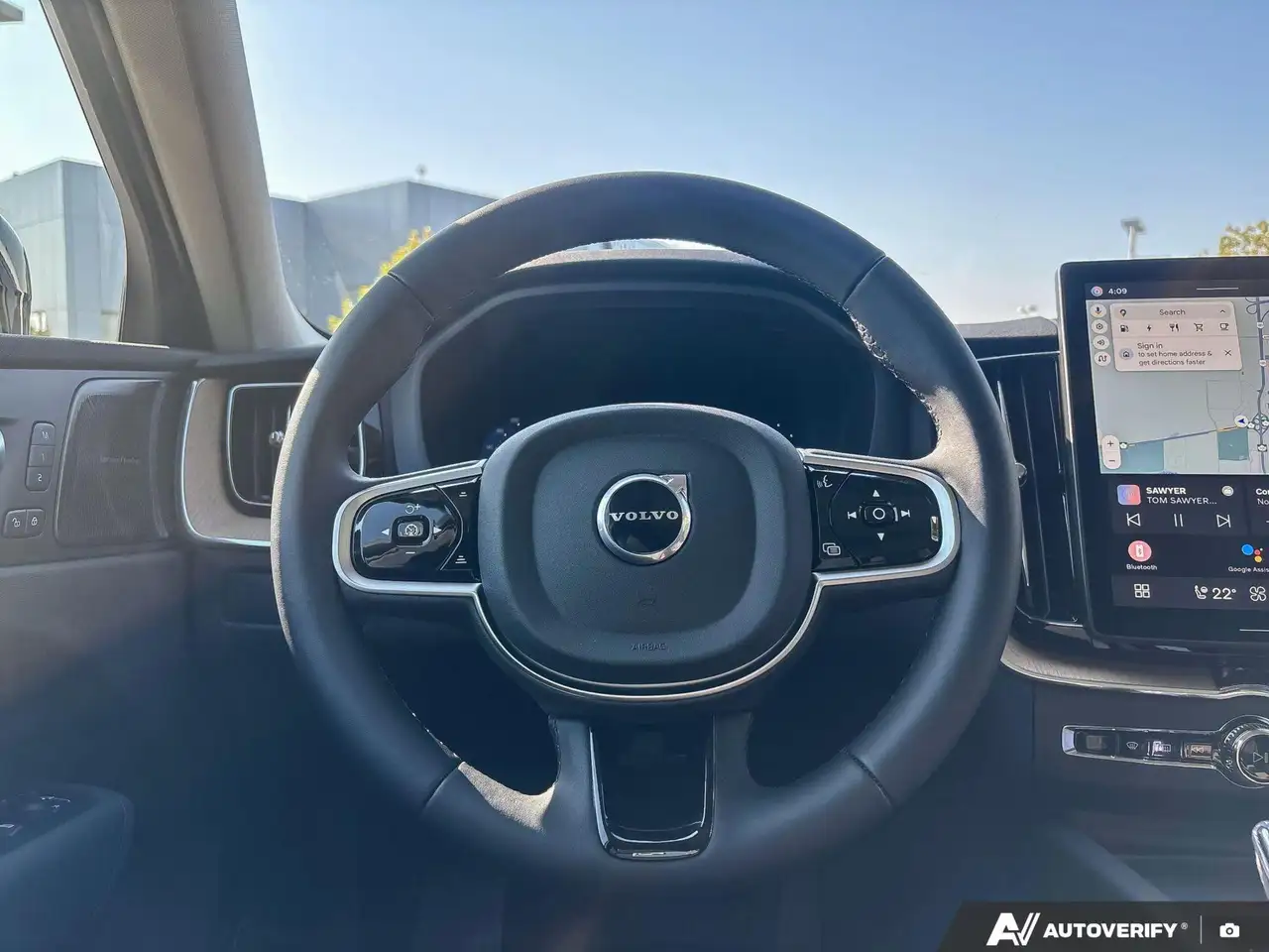 Volvo XC60 photo Volvo XC60