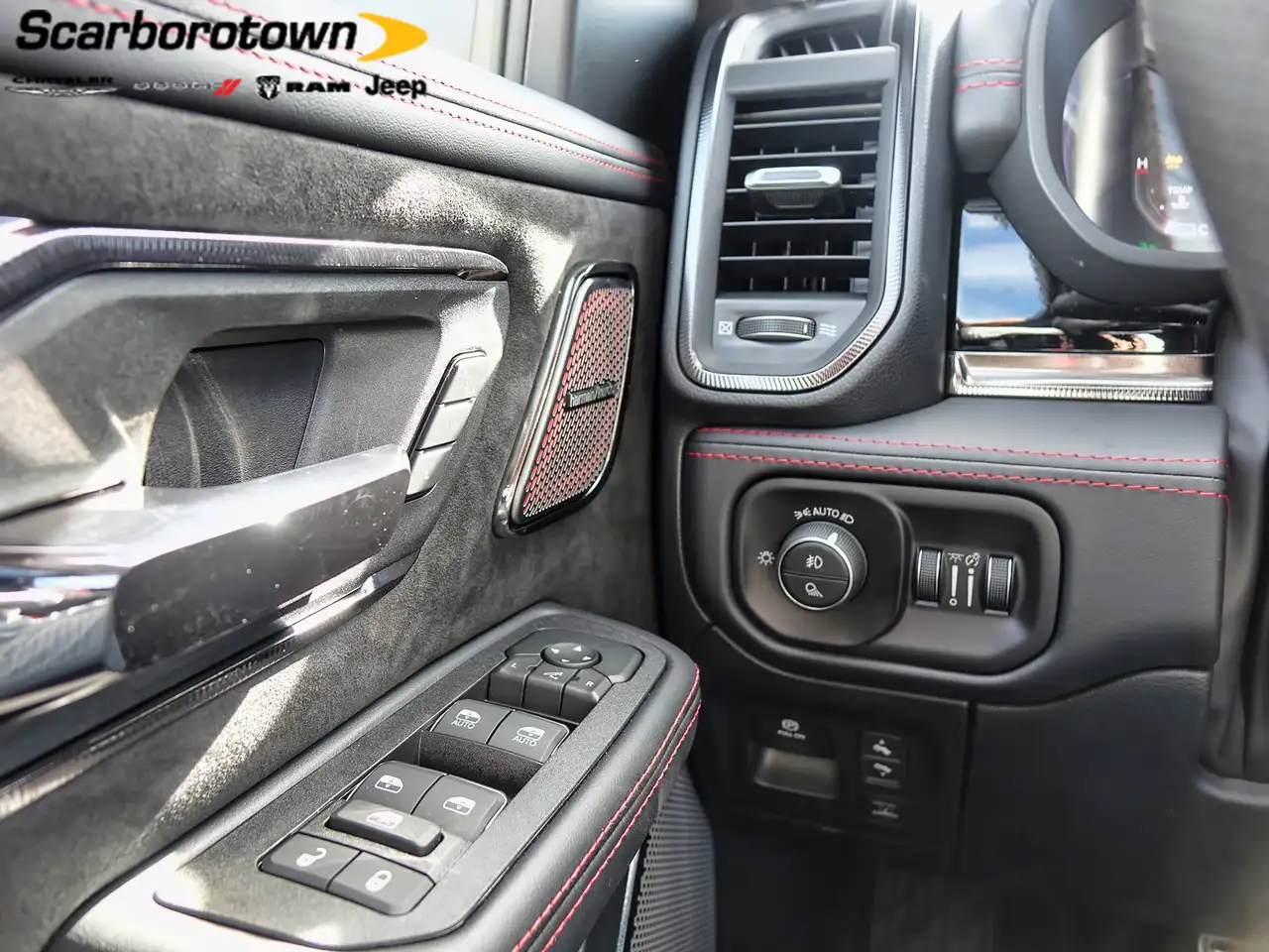 RAM 1500 photo RAM 1500