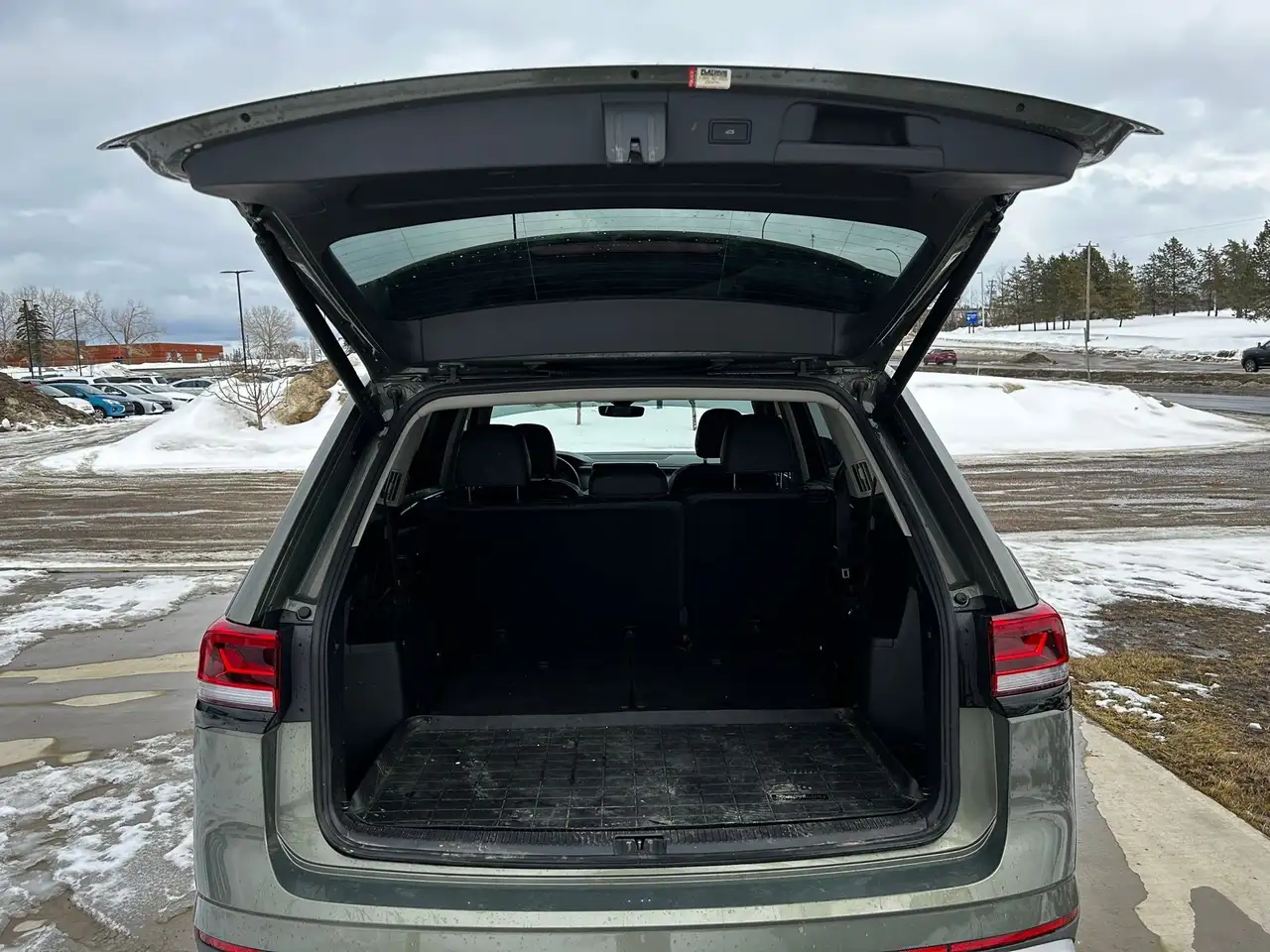 Volkswagen Atlas снимка Volkswagen Atlas