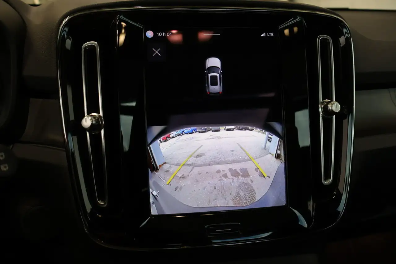 Volvo XC40 снимка Volvo XC40