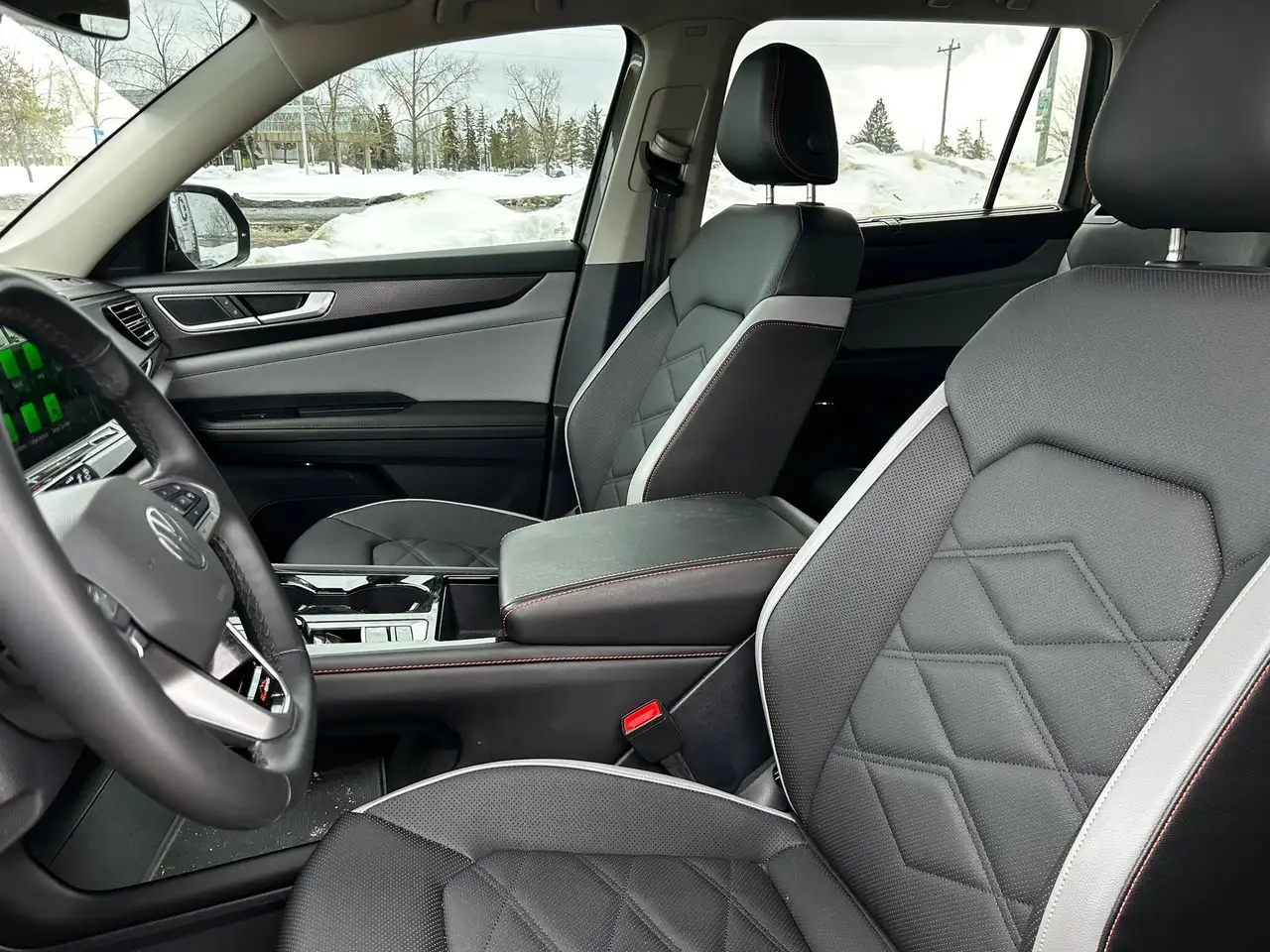 Volkswagen Atlas снимка Volkswagen Atlas