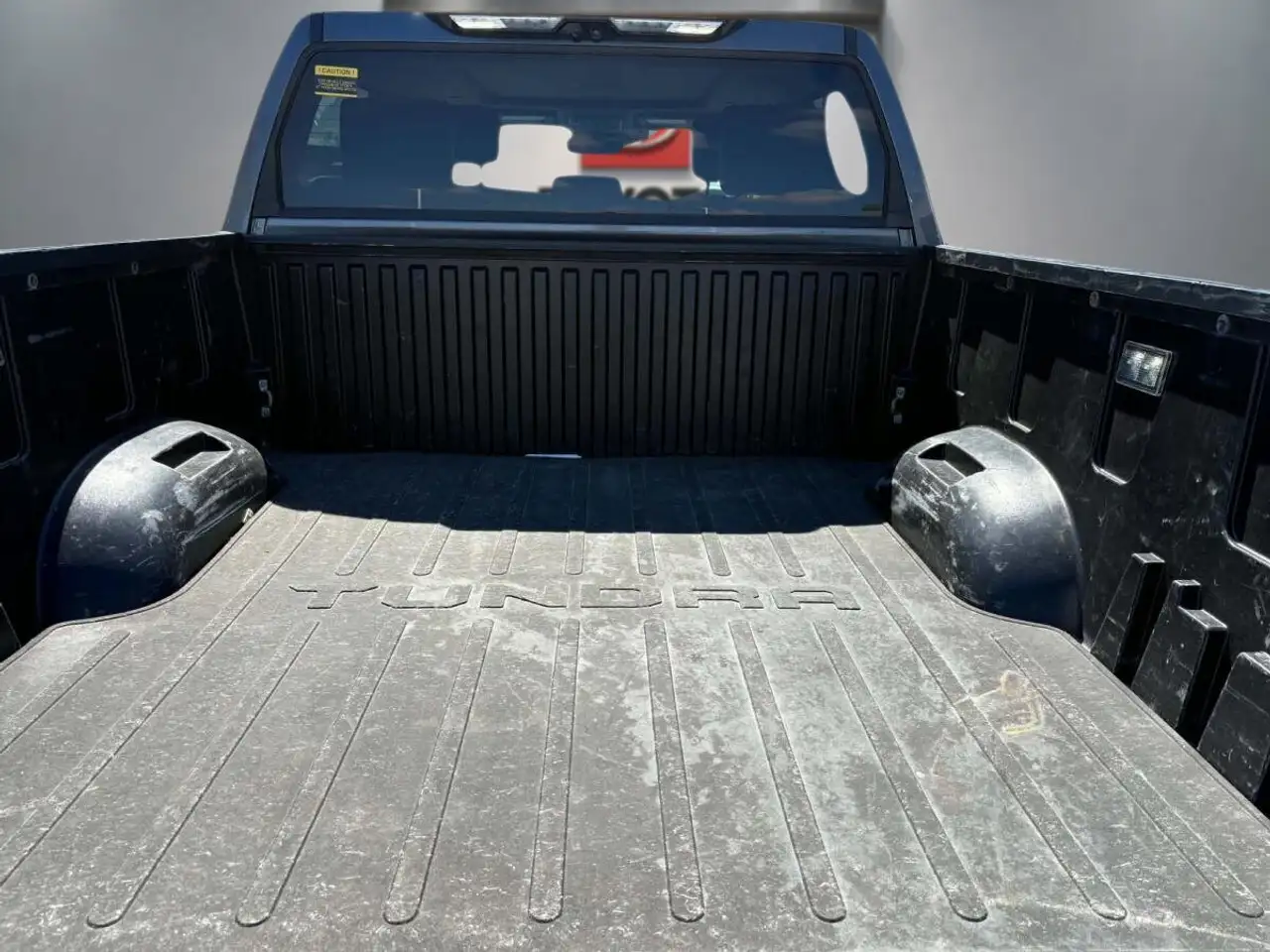 Toyota Tundra снимка Toyota Tundra