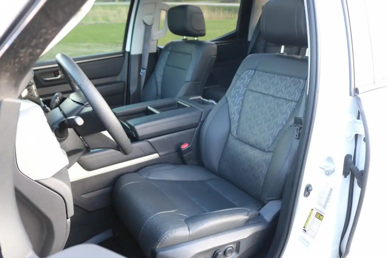 Toyota Tundra fotografie Toyota Tundra